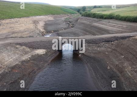 Barrage / réservoir de Baitings - sécheresse Banque D'Images