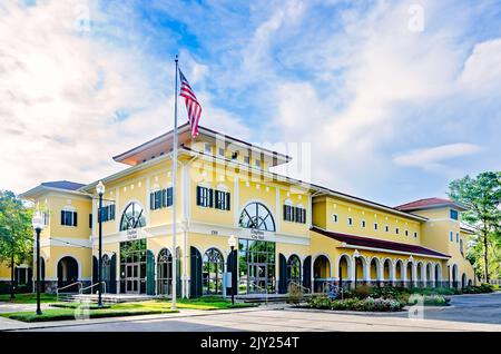 La photo de l'hôtel de ville de Daphne est présentée le 4 septembre 2022 à Daphne, Alabama. Le bâtiment de la Renaissance italienne a été construit en 2008. Banque D'Images