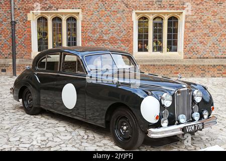 Jaguar MkVII (1955) vendu pour 28 125 £. Gooding Classic car Auction, 3 septembre 2022. Hampton court Palace, Londres, Royaume-Uni, Europe Banque D'Images