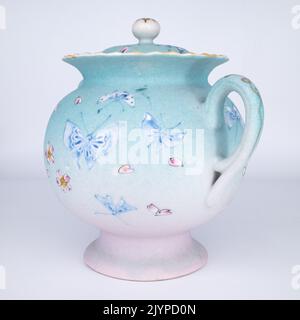 Fine Antique japonais Sharkskin glacé porcelaine Sugar Bowl par Takeuchi Chubei Banque D'Images