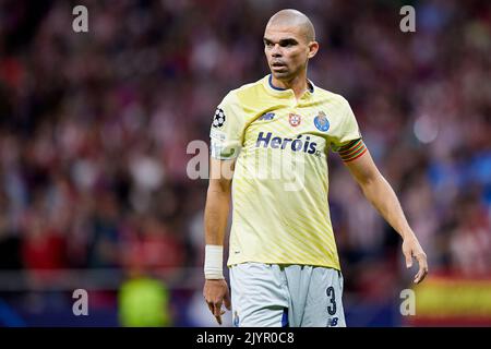 Kepler Laveran Lima Ferreira Pepe du FC Porto lors du match de la Ligue des champions de l'UEFA entre l'Atlético de Madrid et le FC Porto, Groupe B, a joué au stade Civitas Metropolitano le 7 septembre 2022 à Madrid, Espagne. (Photo de Ruben Albarran / PRESSIN) Banque D'Images