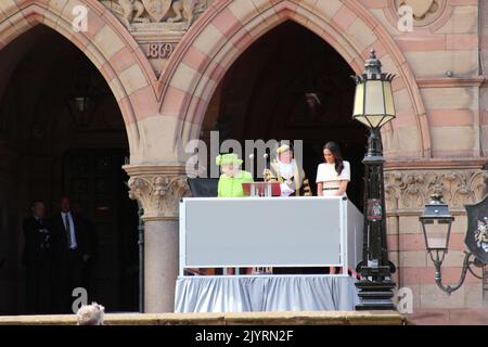 La Reine et Meghan Markle visitent le conteur Chester Banque D'Images
