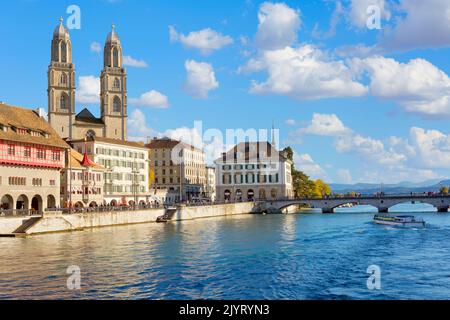 Vue panoramique sur la ville de Zurich et le lac de Zurich, Suisse Banque D'Images