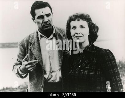 L'acteur américain Steve Cochran et l'actrice Betsy Blair dans le film The Cry (il Grido), Italie 1957 Banque D'Images