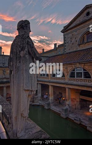 Thermes romains au coucher du soleil Banque D'Images