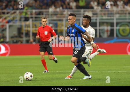 Milan, Italie. 7th septembre 2022. Italie, Milan, sept 7 2022: Lautaro Martinez (fc Inter Striker) conduit à la zone de pénalité dans la première moitié pendant le match de football FC INTER vs BAYERN MUNCHEN, UCL 2022-2023 matchday1 San Siro stade (Credit image: © Fabrizio Andrea Bertani/Pacific Press via ZUMA Press Wire) Banque D'Images