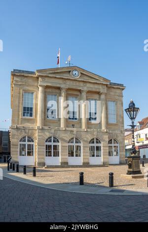 16th Century Andover Guildhall, High Street, Andover, Hampshire, Angleterre, Royaume-Uni Banque D'Images