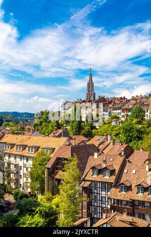 Vue sur la cathédrale de Berne et les maisons de la ville de Berne, Suisse Banque D'Images