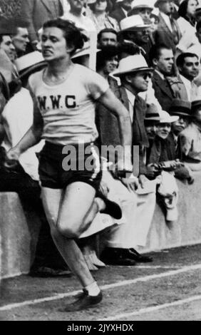 Mlle Helen Stephens a remporté la course de 100 mètres aux Jeux Olympiques. 17 août 1936. Banque D'Images