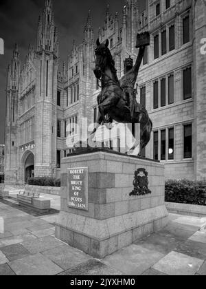 Statue de Robert The Bruce, Collège Marishal, Aberdeen Banque D'Images