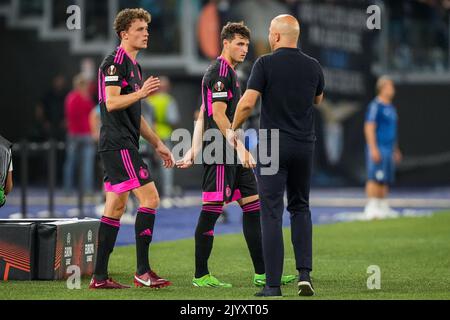Rome, Italie. 8 septembre 2022, Rome - Mats Wieffer de Feyenoord, Santiago Gimenez de Feyenoord pendant le match entre Lazio Roma et Feyenoord au Stadio Olimpico le 8 septembre 2022 à Rome, Italie. (Box to Box Pictures/Tom Bode) Banque D'Images
