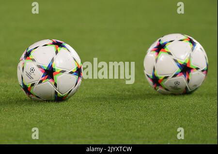 Naples, Italie. 7 septembre 2022. Le ballon officiel de l'UEFA Champions League lors du match de l'UEFA Champions League entre la SSC Napoli et le Liverpool FC au Stadio Diego Armando Maradona Naples Italie le 7 septembre 2022. Credit:Franco Romano/Alamy Live News Banque D'Images