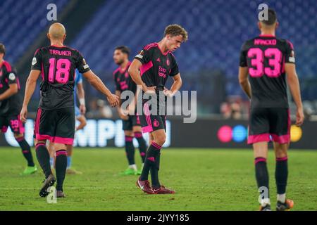 ROME, ITALIE - SEPTEMBRE 8 : Gernot Trauner de Feyenoord, Mats Wieffer de Feyenoord, David Hancko de Feyenoord pendant le match du groupe F de l'UEFA Europa League entre le Latium Roma et le Feyenoord au Stadio Olimpico sur 8 septembre 2022 à Rome, Italie (photo de René Nijhuis/Orange Pictures) Banque D'Images