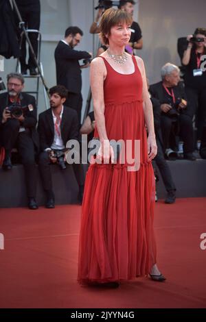 Venise, Italie. 08th septembre 2022. VENISE, ITALIE - SEPTEMBRE 08:Julianne Nicholson assiste au tapis rouge 'Blonde' au Festival international du film de Venise 79th sur 08 septembre 2022 à Venise, Italie. Credit: dpa/Alay Live News Banque D'Images