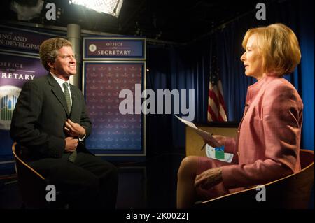 La secrétaire Shaun Donovan, interviewée par Judy Woodruff pour Bloomberg Television, au sujet du retour des limites de prêts hypothécaires garantis par le gouvernement fédéral aux niveaux antérieurs à la crise du logement. Banque D'Images