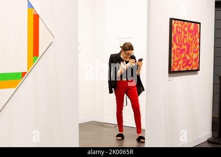 New York, NY, États-Unis. 8th septembre 2022. L'Armory Show a ouvert son VIP Preview au Javits Centre, avec des galeries du monde entier montrant l'art moderne et contemporain. Crédit: Ed Lefkowicz/Alay Live News Banque D'Images