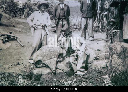 Colombie, San Agustin, photos des fouilles des années 1940 et 1950 dans le musée du Parque Arqueologico de San Agustin ou du San Agustin Banque D'Images