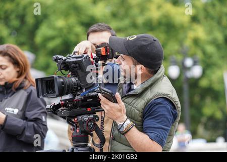 Londres, Royaume-Uni. 09th septembre 2022. Les médias se réunissent au Palais alors que les personnes qui se sont garantes de leurs respects après le décès de sa Majesté la Reine à Buckingham Palace, Londres, Royaume-Uni, 9th septembre 2022 (photo de Richard Washbrooke/News Images) à Londres, Royaume-Uni, le 9/9/2022. (Photo de Richard Washbrooke/News Images/Sipa USA) crédit: SIPA USA/Alay Live News Banque D'Images