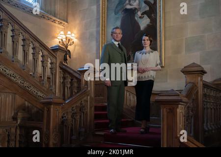 DOWNTON ABBEY: UNE NOUVELLE ERA (2022) HUGH BONNEVILLE MICHELLE DOCKERY SIMON CURTIS (DIR) FOCUS FEATURES/MOVIESTORE COLLECTION Banque D'Images
