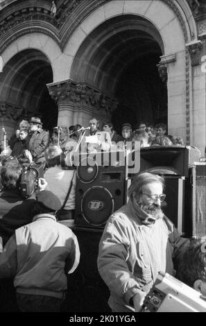 Rassemblement d'orgonisations indépendantes, Saint Alexandre Nevsky Sq., Sofia, Bulgarie. La première manifestation de l'opposition depuis le coup d'État du 10 novembre 1989. Banque D'Images