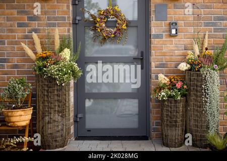 Porche de la maison décoré pour auacolonne Banque D'Images
