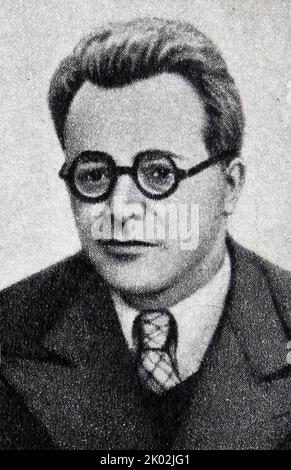 Palmiro Togliatti (1893 - 1964) politicien italien et chef du Parti communiste italien de 1927 jusqu'à sa mort. Il a été surnommé il Migliore ('le meilleur')[1] par ses partisans. En 1930, il est devenu citoyen de l'Union soviétique Banque D'Images