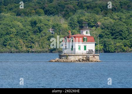 09/08/2022 - ville d'Esopus, NY, photo du phare historique d'Esopus Meadows situé sur la rivière Hudson. Photo de Lighthouse Park. Banque D'Images