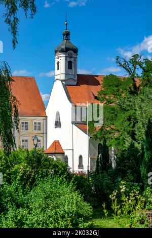 L'ancienne abbaye impériale de Gutenzell était un monastère cistercien impérial fondé en 1237 sur la rivière Rot dans la communauté actuelle de Gutenzell-Hürbel dans le quartier swabien supérieur de Biberach. Banque D'Images