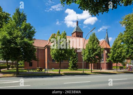 Allemagne, Ahaus, Westmuensterland, Muensterland, Westphalie, Rhénanie-du-Nord-Westphalie, Ahaus-Graes, église paroissiale catholique de Saint-Joseph, style néo-gothique Banque D'Images