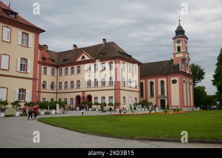 Île de Mainau, Château de l'ordre teutonique, touristes Banque D'Images