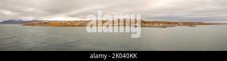 Panorama de Pond Inlet, île de Baffin, Nunavut, Canada. Banque D'Images
