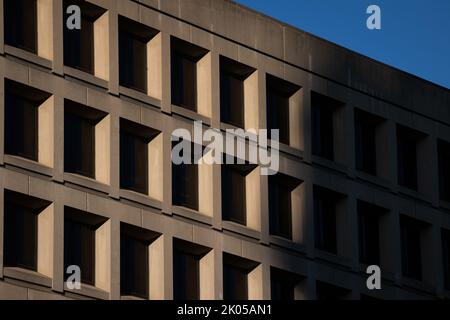 Washington, États-Unis. 09th septembre 2022. Un point de vue général de l'édifice J. Edgar Hoover Federal Bureau of Investigation (FBI), à Washington, DC, le vendredi, 9 septembre, 2022. (Graeme Sloan/Sipa USA) Credit: SIPA USA/Alay Live News Banque D'Images