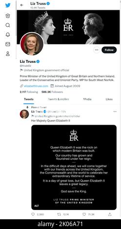 Page Twitter (septembre 2022) du Premier ministre britannique Liz Truss, peu après la mort de la reine Elizabeth II Banque D'Images