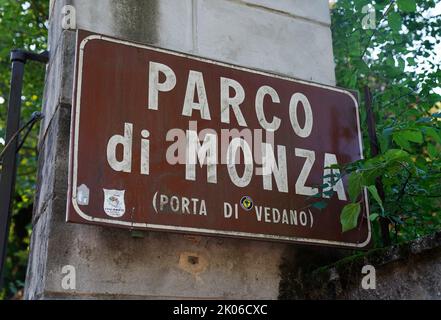 Un panneau à l'entrée du circuit de Monza en Italie. Date de la photo: Samedi 10 septembre 2022. Banque D'Images