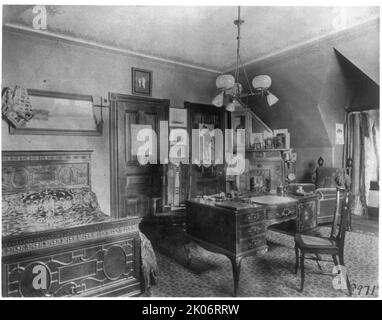 Barber House (« Belmont »), Washington, D.C., 1890s. Chambre avec bureau. Banque D'Images