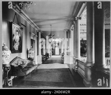 « Whitemarsh Hall », Edward Townsend Stotesbury House, Wyndmoor, Pennsylvanie, 1922 ou 1923. Architecture de la maison: Horace Trumbauer, achevée en 1922. Paysage de la terrasse: Jacques-Auguste-Henri GRE&#XB4;ber. Banque D'Images