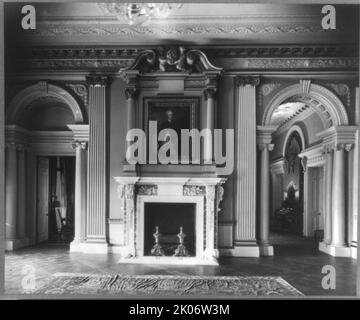 « Whitemarsh Hall », Edward Townsend Stotesbury House, Wyndmoor, Pennsylvanie, 1922 ou 1923. Architecture de la maison: Horace Trumbauer, achevée en 1922. Paysage de la terrasse: Jacques-Auguste-Henri GRE&#XB4;ber. Banque D'Images