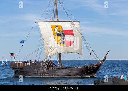 Cog hanséatique, Mer Baltique, Hanse Sail, Warnemünde, Rostock, Mecklenburg-Ouest Pomerania, Allemagne Banque D'Images