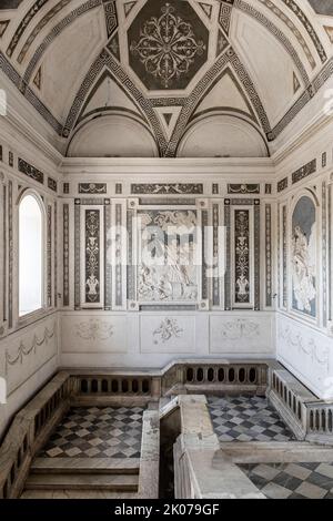 Intérieur de l’ancien monastère de San Nicolò l’Arena, Catane, Sicile. Il est maintenant occupé par le Département des sciences humaines de l'Université Banque D'Images
