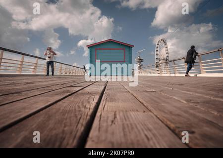 Sur la jetée de Scheveningen aux pays-Bas - longue exposition. Banque D'Images
