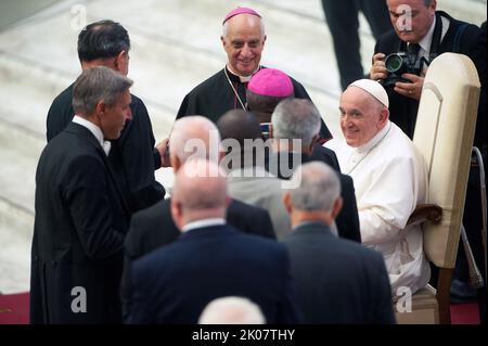 Rome, Italie. 10th juillet 2022. Italie, Rome, Vatican, 22/9/10 .le pape François assiste au Congrès international des catéchistes à la salle Paul VI du Vatican. Photo par Alessia Giuliani/Catholic Press photo Credit: Independent photo Agency/Alay Live News Banque D'Images