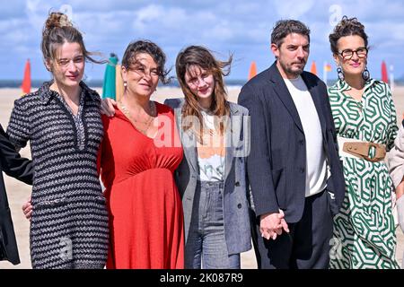 Rebecca Marder, Noemie Lvovsky, Judith Chemla, Damien Bonnard, Armelle participe à la séance photo du film la Grande Magie lors du Festival américain du film de Deauville 48th à Deauville, en France, sur 10 septembre 2022. Photo de Julien Reynaud/APS-Medias/ABACAPRESS.COM Banque D'Images