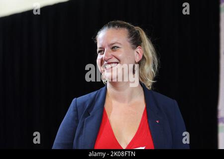 Mathilde Panot pendant la tête de l'humanité 2022 à Plessis-Pate, Bretigny-sur-orge, France sur 10 septembre 2022. Photo de Nasser Berzane/ABACAPRESS.COM Banque D'Images