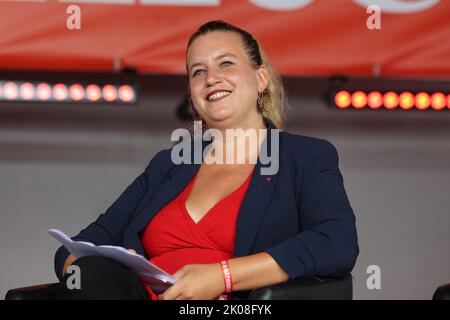 Mathilde Panot pendant la tête de l'humanité 2022 à Plessis-Pate, Bretigny-sur-orge, France sur 10 septembre 2022. Photo de Nasser Berzane/ABACAPRESS.COM Banque D'Images