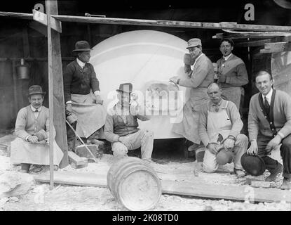 Columbus Memorial Construction, 1912. [Sculpture de la section mondiale de la Fontaine de Columbus, également connue sous le nom de Monument commémoratif de Columbus. Il a été conçu par Lorado Taft, et dévoilé à Washington, D.C.] Banque D'Images