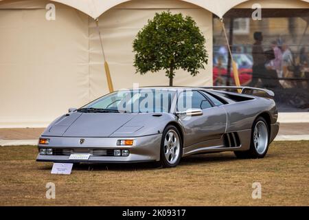 Lamborghini Diablo SE30, qui fait partie de la collection Platinum de cette année au salon privé 2022 tenu au Palais de Blenheim Banque D'Images