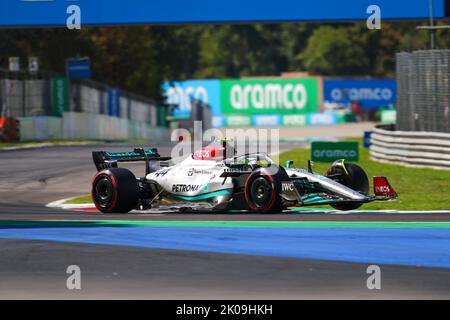 Lewis Hamilton (GBR) Mercedes W13 E Performance pendant la qualification de LA FORMULE 1 PIRELLI GRAN PREMIO d'ITALIA 2022 Banque D'Images