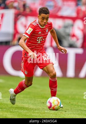 Munich, Allemagne. 10th septembre 2022. Jamal MUSIALA, FCB 42 dans le match FC BAYERN MÜNCHEN - VFB STUTTGART 2-2 1.Ligue allemande de football le 10 septembre 2022 à Munich, Allemagne. Saison 2022/2023, match jour 6, 1.Bundesliga, FCB, München, 6.Spieltag crédit: Peter Schatz/Alay Live News Banque D'Images