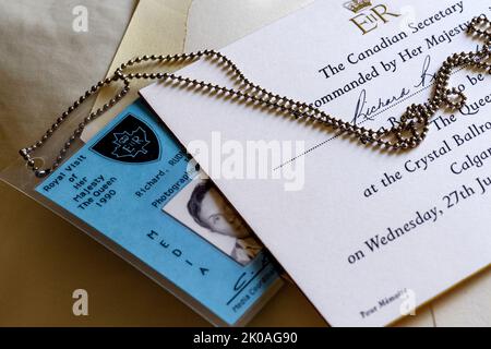La reine Elizabeth Royal invitation à une réception tenue à l'hôtel Palliser, Calgary (Alberta), sur 27 juin 1990 Banque D'Images