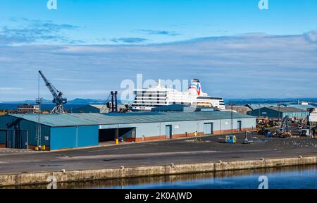 Le traversier MS Victoria exploité par Tallink, amarré dans le port de Leith pour accueillir les réfugiés ukrainiens, Édimbourg, Écosse, Royaume-Uni Banque D'Images